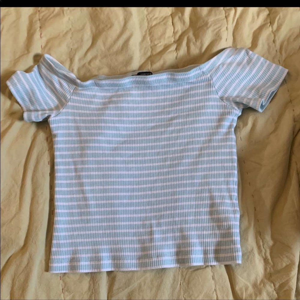 cropped off the shoulder shirt